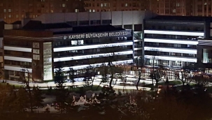 AKP'Lİ BELEDİYE VATANDAŞIN OKUL YAPSIN DİYE BAĞIŞLADIĞI ARAZİYİ İMARA AÇTI