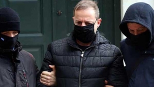 Yunan oyuncu Dimitris Lignadis, birden fazla çocuğa cinsel saldırı iddiasıyla gözaltına alındı