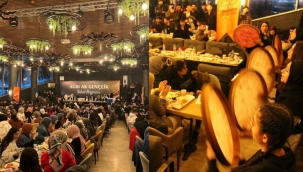 AKP Ağrı Gençlik Kolları'ndan lüks mekanda müzikli sahur