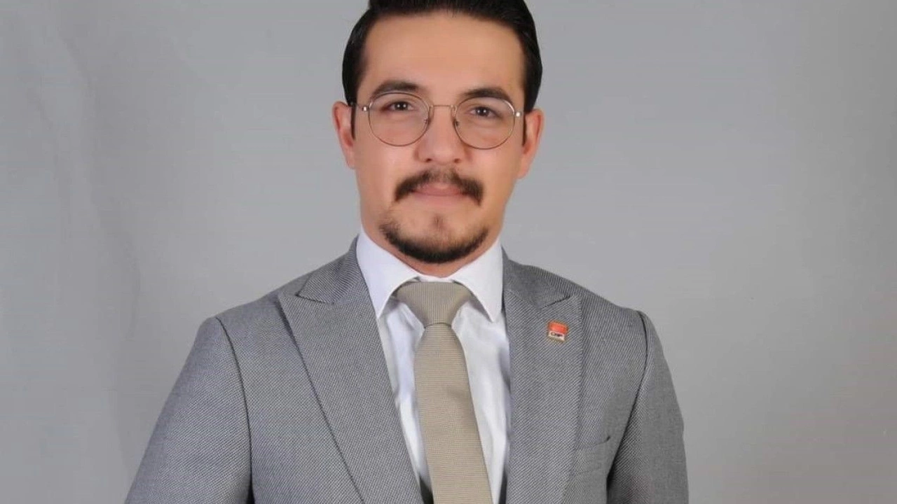 CHP'li belediye başkan adayı bıçaklanıp gasp edildi