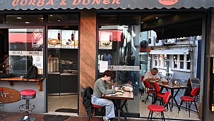 BEŞİKTAŞ'TA ÖĞRENCİLER ÜCRETSİZ YEMEK YİYEBİLİYOR