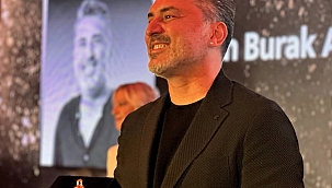 Hasan Burak Akyıldız'ın Başarısı ELLE Ödülleri'nde Taçlandı