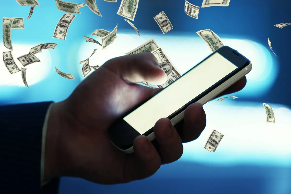 Amerika'da yaşayan bir kripto yatırımcısı, teknik destek ekibi sandığı dolandırıcılara 91.4 milyon dolarlık bitcoin'ini kaptırdı